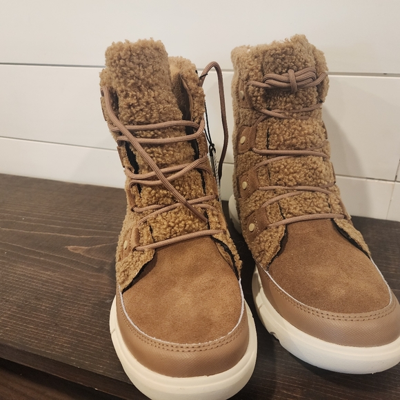 Sorel Explorer II Joan Cozy - NEW in box - Picture 5 of 8